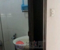 带卫生间单间650包水电拎包入住